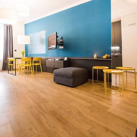 Апартаменты In The Hearth Of The City Centre, Old Town Square - 3Min Прага Экстерьер фото