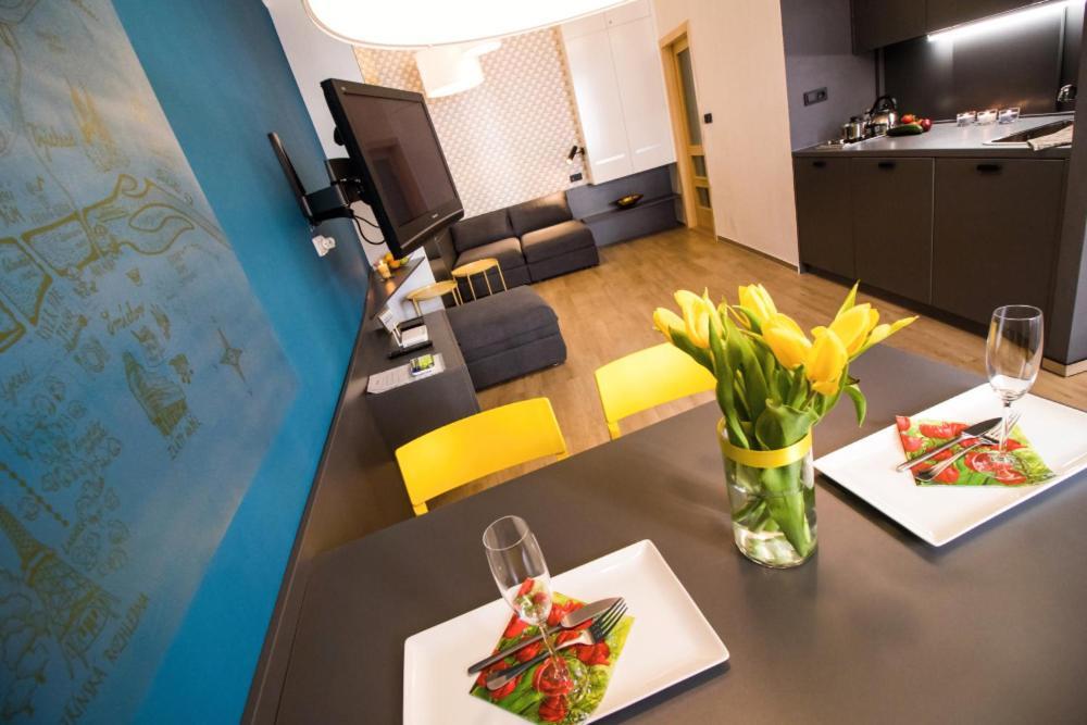 Апартаменты In The Hearth Of The City Centre, Old Town Square - 3Min Прага Экстерьер фото