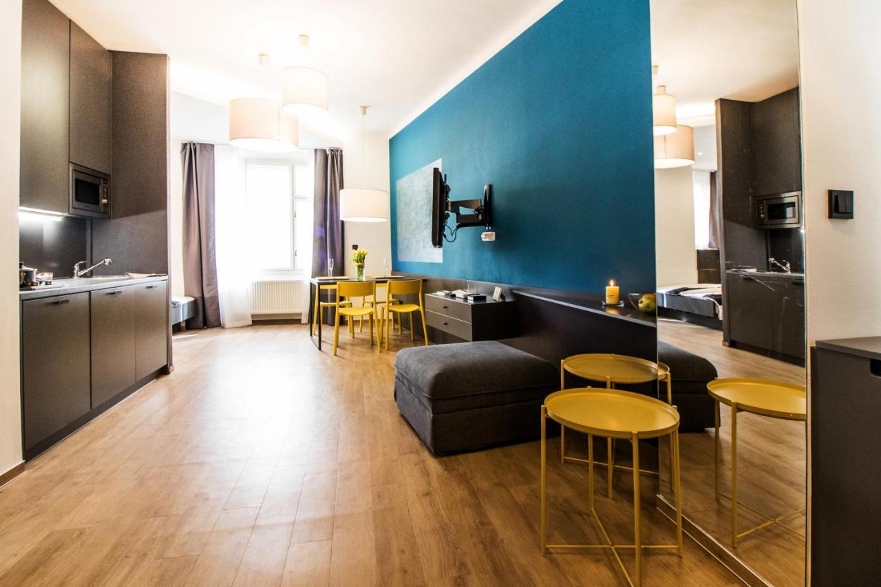 Апартаменты In The Hearth Of The City Centre, Old Town Square - 3Min Прага Экстерьер фото
